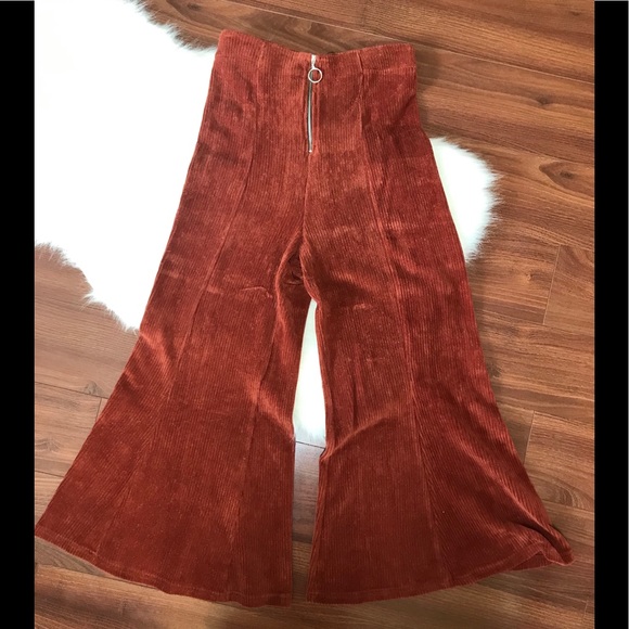 Zara Cropped Flare Pants - Picture 1 of 4